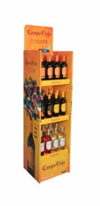 Expositor de cartón para vinos en supermercado, con divisiones para botellas, diseño ecológico y fácil montaje